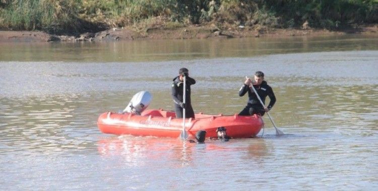 Dicle Nehri'nde kaybolan kızı arama çalışmaları 4. gününde devam ediyor