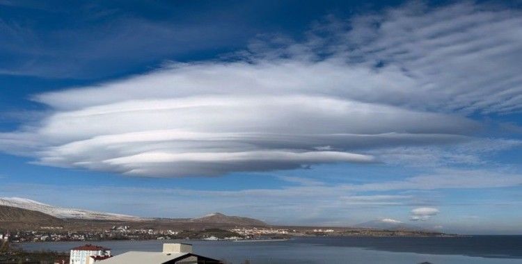 Tatvan’da mercek bulutu oluştu
