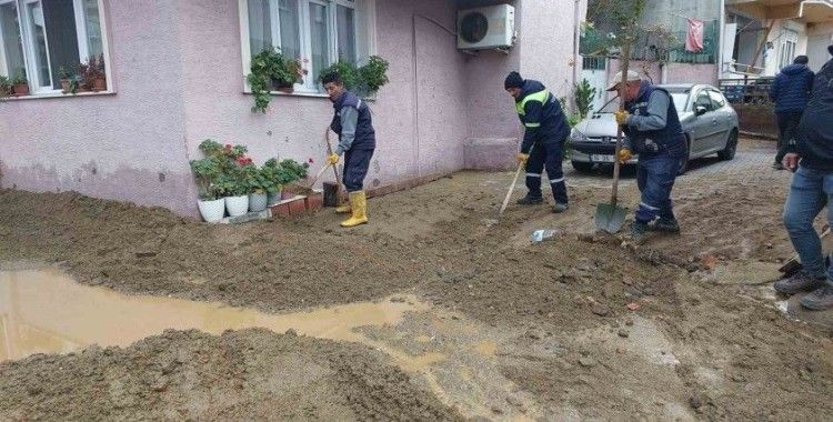 Gemlik’te felaketin yaraları sarılıyor
