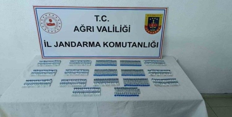Ağrı’da 1 milyon 182 bin liralık kaçak ‘Botox’ ele geçirildi
