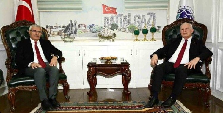 Güder, KKTC Cumhuriyet Meclisi Başkanı Töre’yi ağırladı
