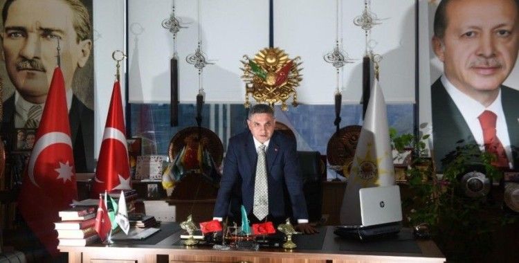 Osmanlı Ocakları Genel Başkanı Canpolat’tan Özgür Özel’e tepki: “Osmanlı Ocakları ile ilgili ifadeleriniz yanlış, özür dileyin"
