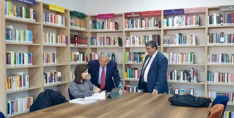 ‘Kütüphaneler Şehri’nin mimarı Büyükkılıç’tan Mevlana Kütüphanesi’ne ziyaret
