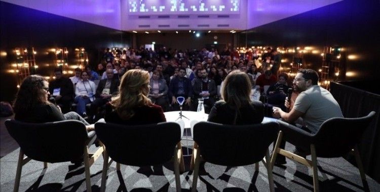 Türkiye'nin kadın teknoloji girişimcilerinden Slush'da 'Türkiye'ye yatırım' mesajı