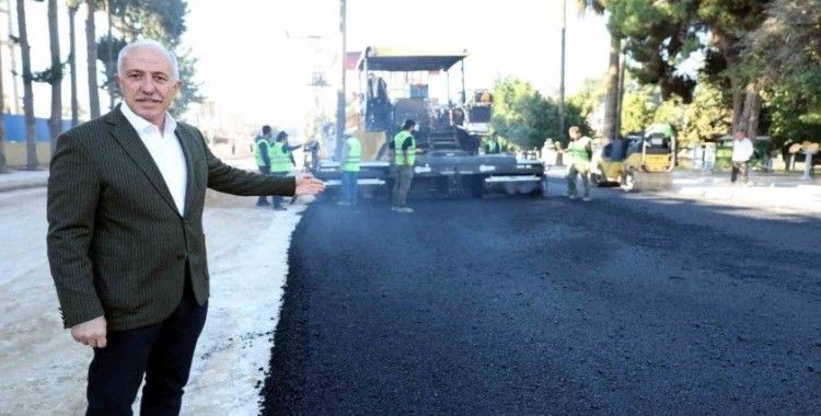 Başkan Gültak: "4,5 yılda 110 bin ton sıcak asfalt döktük"
