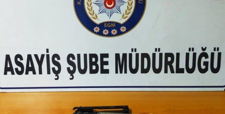 Hırsızlık şüphelileri tutuklandı