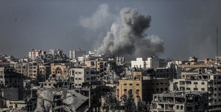 İsrail, Gazze Şeridi'nde Katar finansmanıyla inşa edilen toplu konutları bombaladı