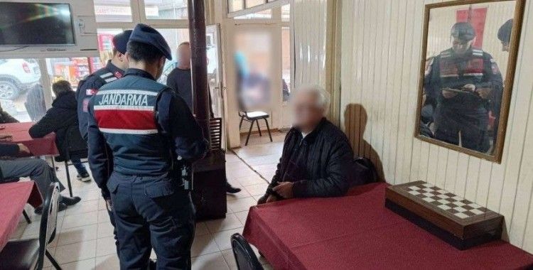 Jandarma yakalama kararı bulunan 7 şüpheliyi yakaladı
