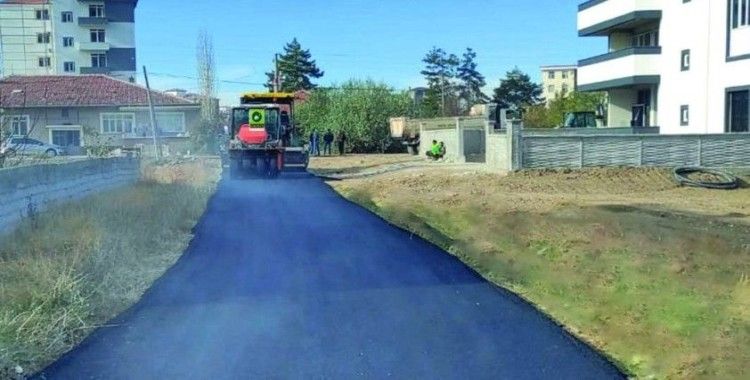 Ereğli Belediyesi asfalt çalışmasına devam ediyor
