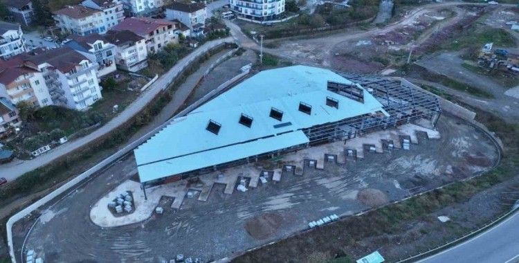 Gölcük Yeni Şehirlerarası Otobüs Terminali inşaatı hızla devam ediyor
