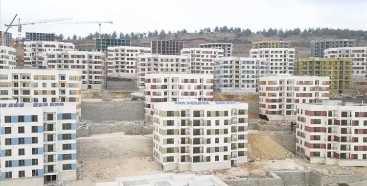 Bakan Özhaseki: Kilis'te ay sonuna kadar 1045 deprem konutunu teslim edeceğiz