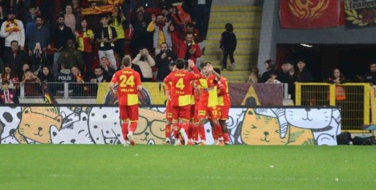 Trendyol 1. Lig: Göztepe: 3 - Giresunspor: 0
