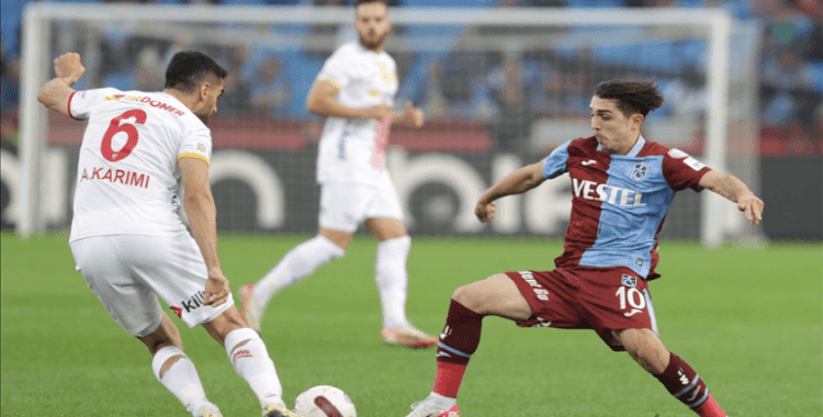 Trabzonspor - Kayserispor karşılaşmasında ilk yarı golsüz sona erdi