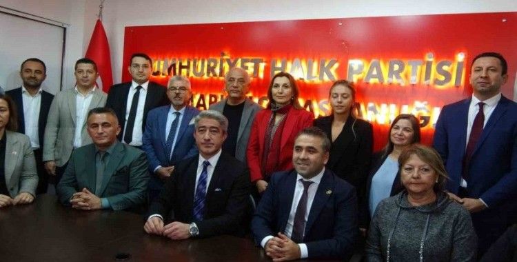 Marmaris Belediye Başkanı Oktay yeniden aday olduğunu açıkladı
