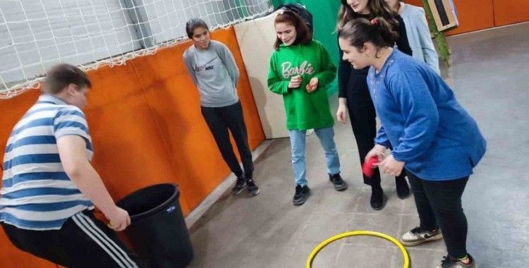 Gün boyu spor yaptılar

