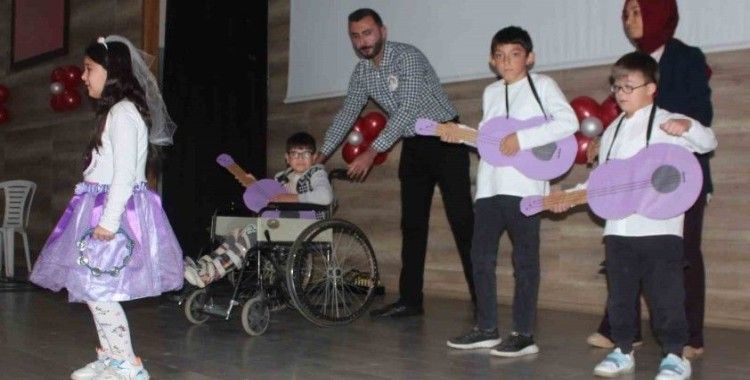 Alaşehir’de 3 Aralık Engelliler Günü kutlandı
