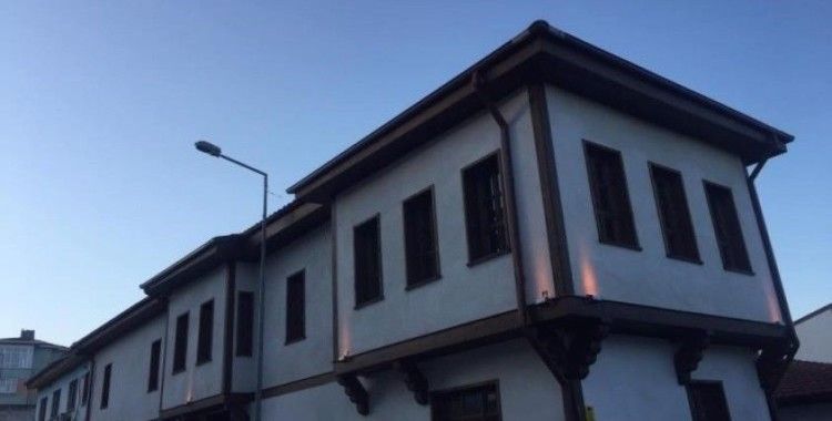 Eğitimden sanata her dalda kurs imkanı bulunuyor
