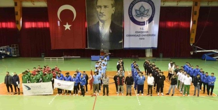 Ünıversıtelerarası futbol ve hentbol bölgesel lig müsabakaları ESOGÜ’de başladı

