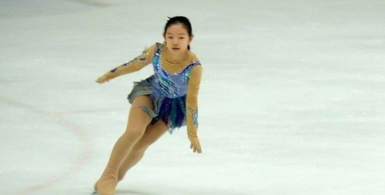 İzmirli Deniz buz pateninde altın madalya kazandı
