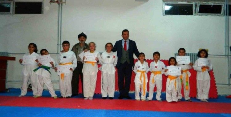 Posof’ta tekvando kuşak sınavı
