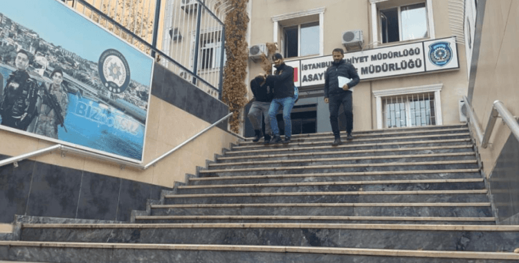 Kağıthane'de motosiklet hırsızlığı kamerada