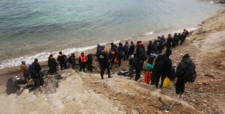 Ayvalık’ta 81 göçmen kurtarıldı