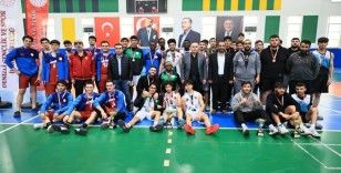 Basketbolda şampiyon yurtlar belli oldu
