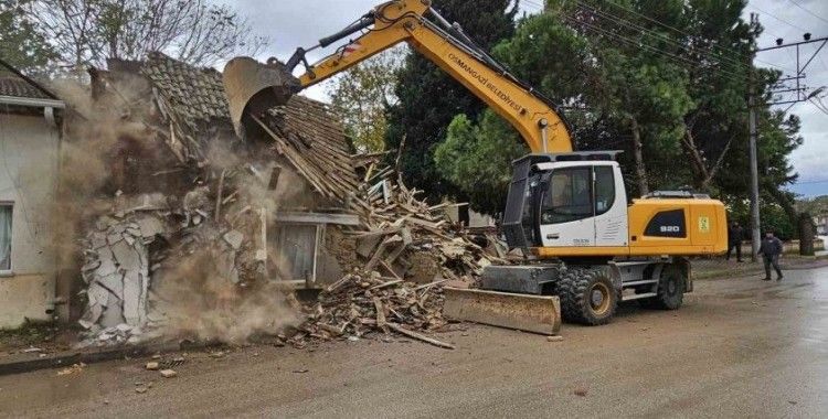 Osmangazi’den mahallelerin çehresini değiştiren yıkım
