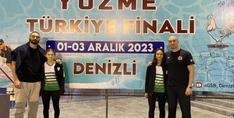 Manisalı yüzücüler başarıya kulaç attı