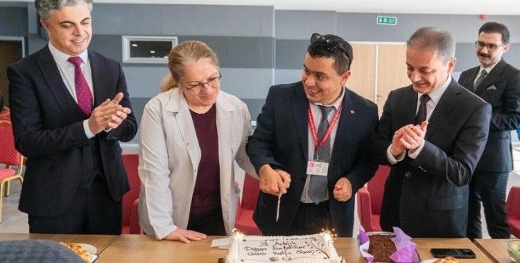 Hastanede çalışan engelli bireyler unutulmadı
