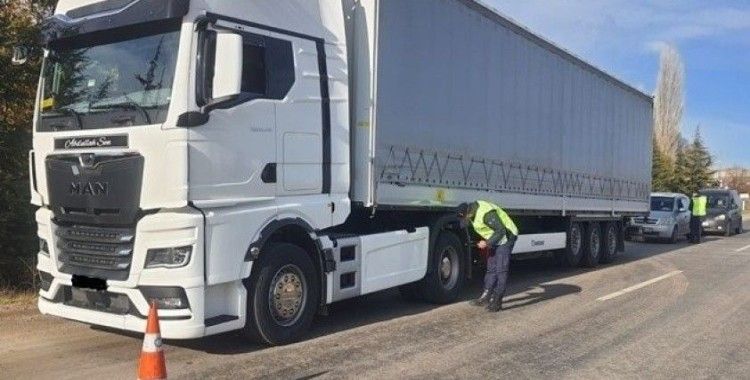 Kış lastiği denetiminde 138 araca ceza yazıldı
