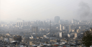 İran’da, yoğunlaşan hava kirliliği nedeniyle yüz yüze eğitime verilen ara sürüyor
