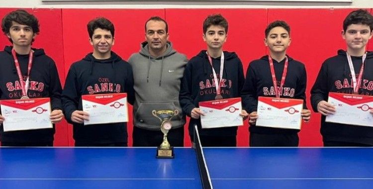 SANKO Okulları masa tenisinde il üçüncüsü oldu
