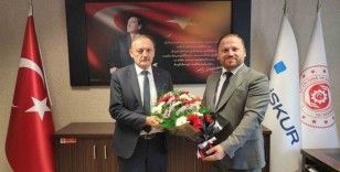 İŞKUR Müdürü Çalış görevini Sarıçam’a devretti
