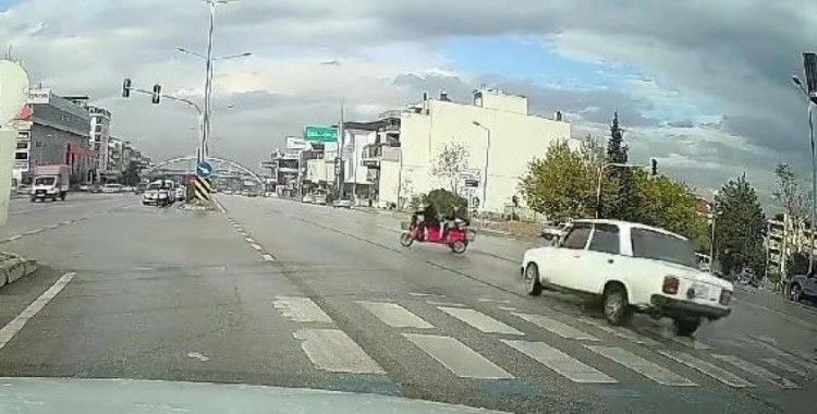 Işık ihlali kazaya davetiye çıkardı
