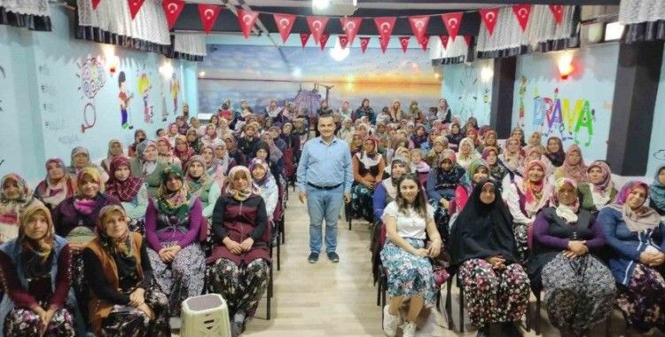 Aile Okulu ve Gençlik Okulu’ seminerleri sürüyor
