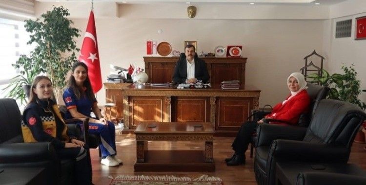 Kaymakam Yakuta sağlıkçıları ağırladı
