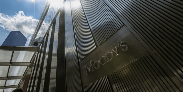 Moody's: Küresel bankalar için 2024'te emlak stresi ve negatif görünüm riski var