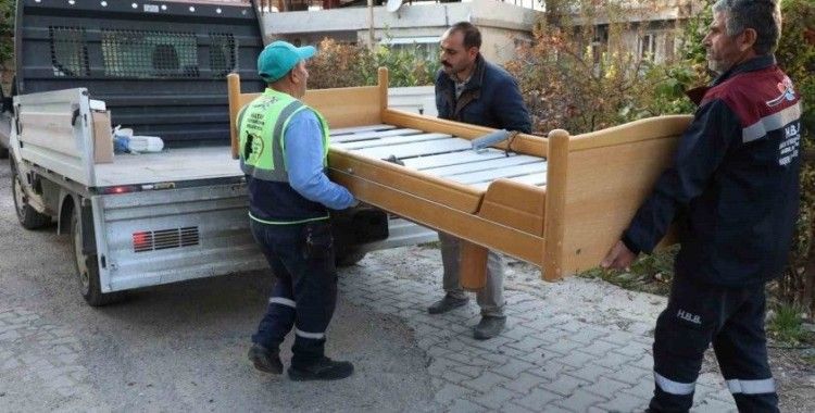 Hatay Büyükşehir Belediyesi hasta ve engelli vatandaşların yanında
