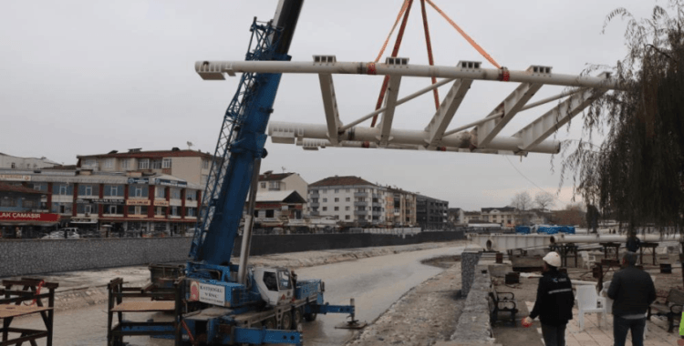 Asar Deresi'nde iki yaka birleşiyor