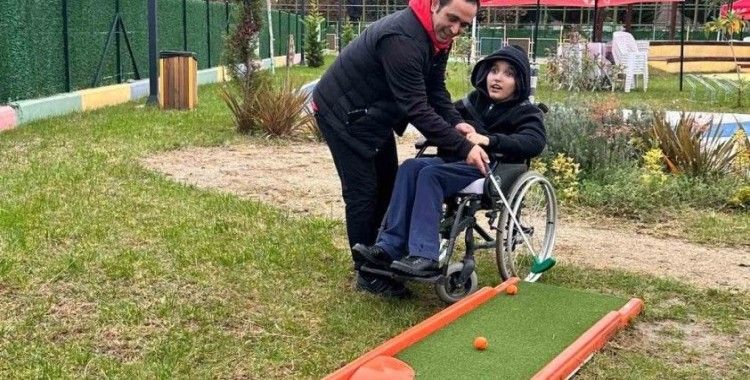 Özel bireyler hem eğlendi hem de sosyalleşti
