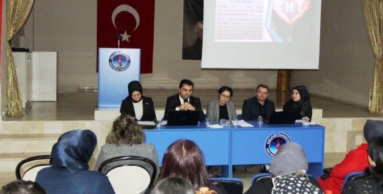 Gediz MYO’da “Kadın Hakları” konulu konferans
