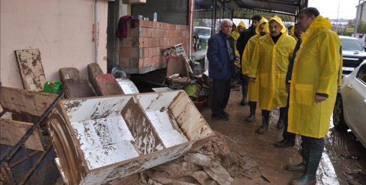 Batman'da selde zarar gören 330 iş yerine 35 milyon 247 bin 229 lira destek