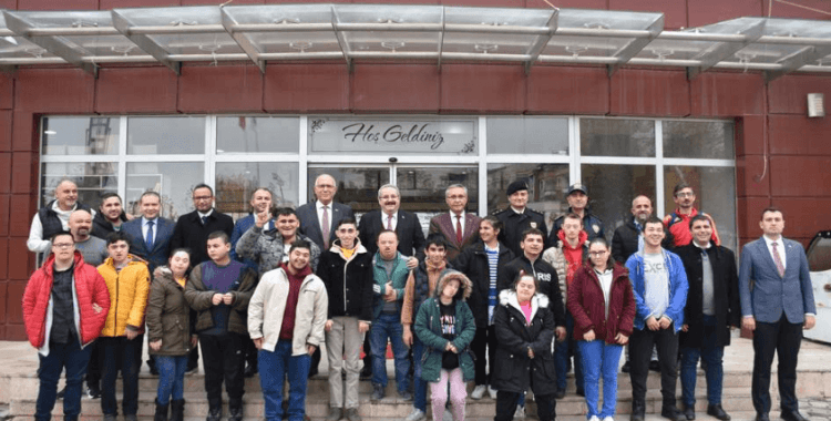 Salihli’de özel sporcular kahvaltıda ağırlandı