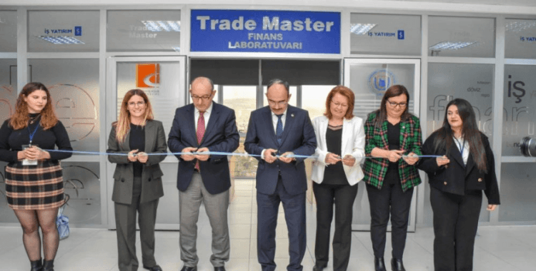 Finans laboratuvarı açıldı