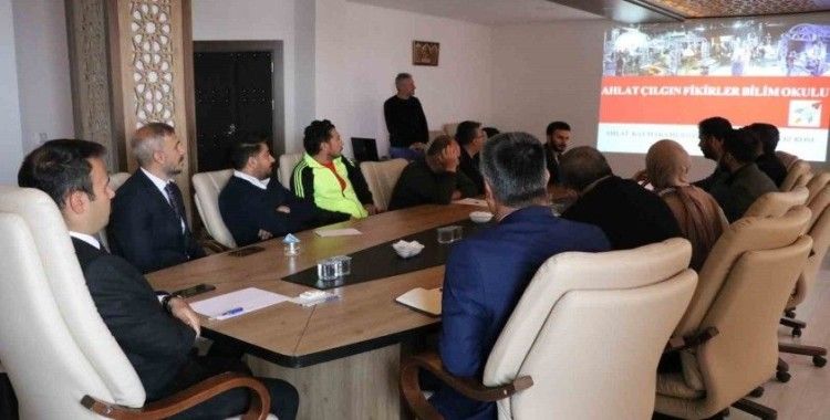 Ahlat’ta “Çılgın Fikirler Bilim Okulu” projesi