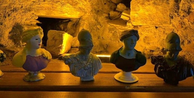 Stratonikeia antik kentinde, gençler seramik işledi
