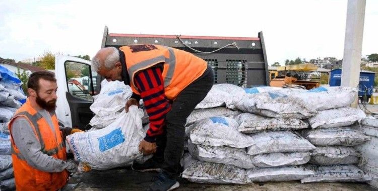 Kuşadası Belediyesi’nden vatandaşlara kış desteği