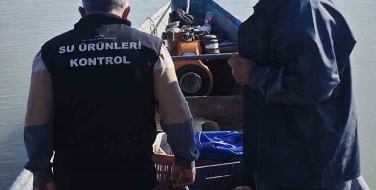 Beyşehir Gölü’nde yasa dışı av denetimleri sürüyor
