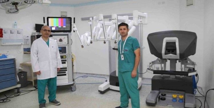 ERÜ’de Ameliyatlar ‘Robot’ ile Yapılacak